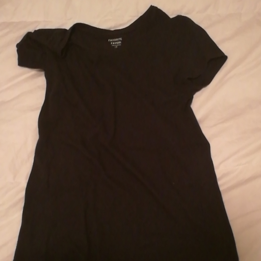 Black T-SHIRT
